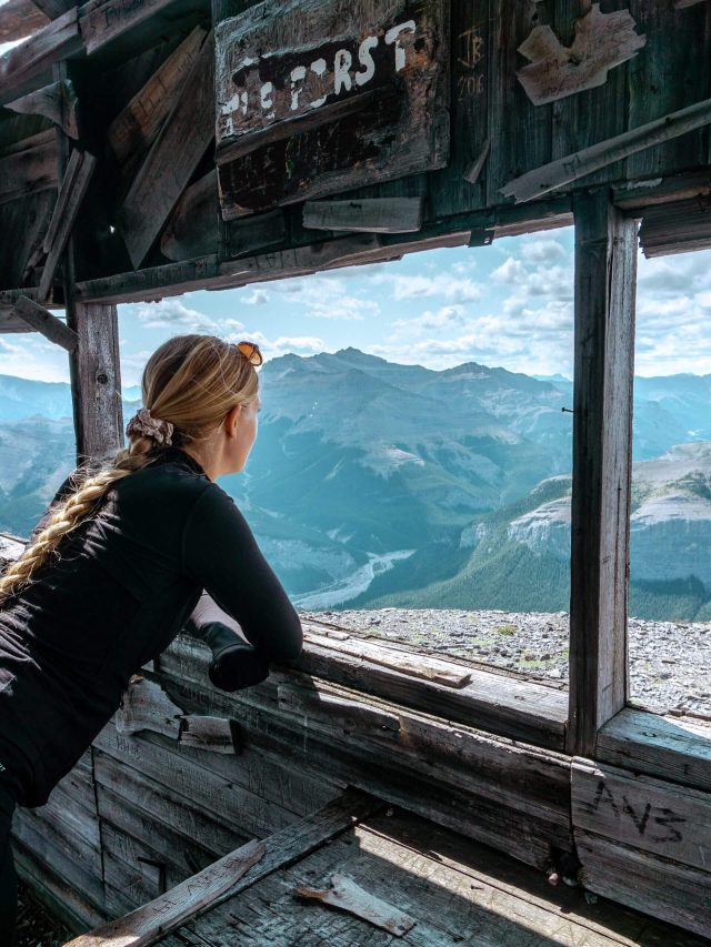Fun and Challenging  Black Rock Mountain Hike Near Calgary