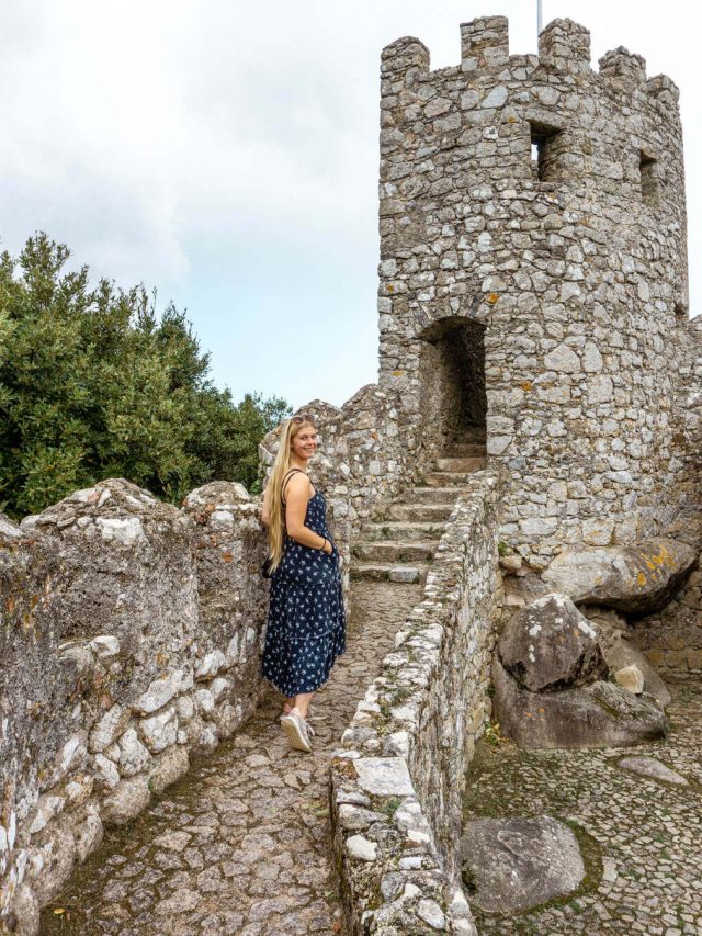 Hiking to the Famous Castle of Moors in Sintra