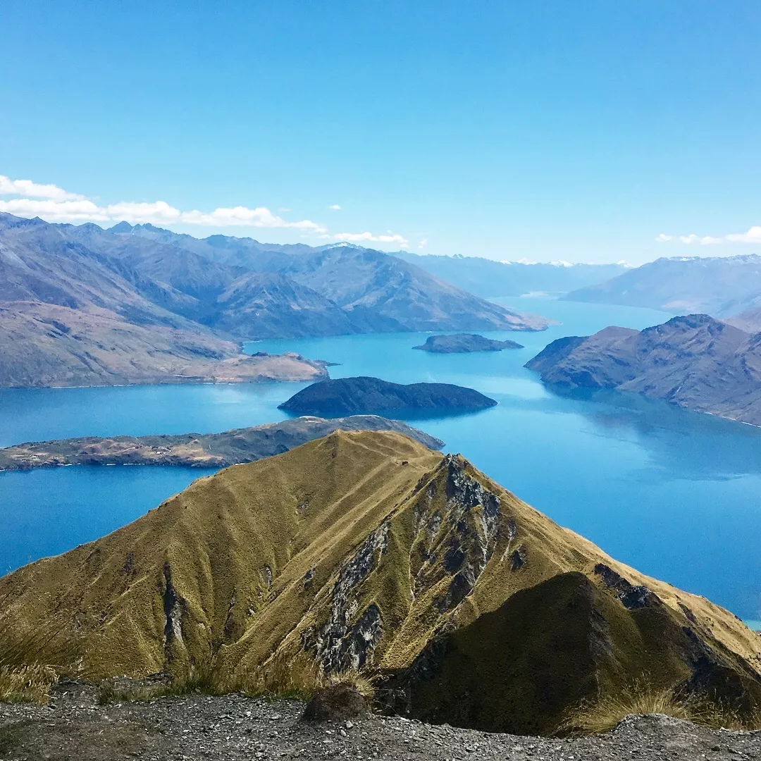 View from the iconic Roys Peak Viewpoint.