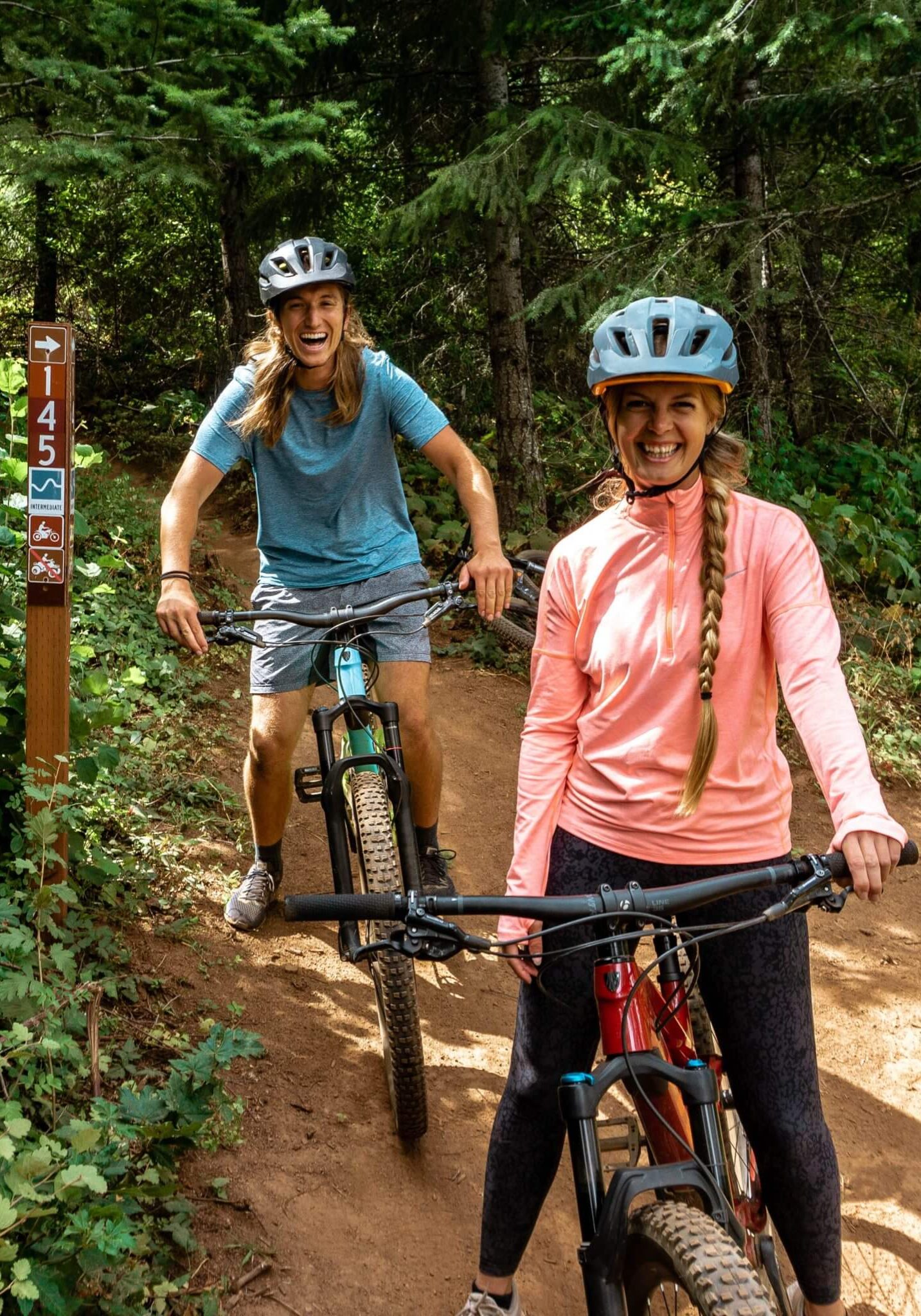 mountain-biking-adventure-oregon-red-white-adventures